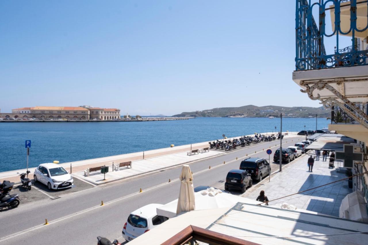 Venus Luxury Apartment Ermoupoli Ngoại thất bức ảnh