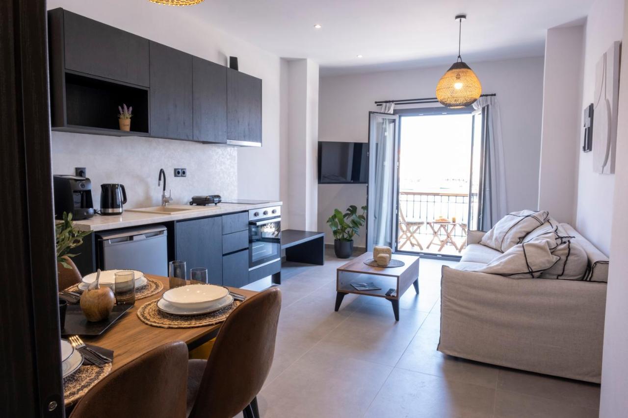Venus Luxury Apartment Ermoupoli Ngoại thất bức ảnh
