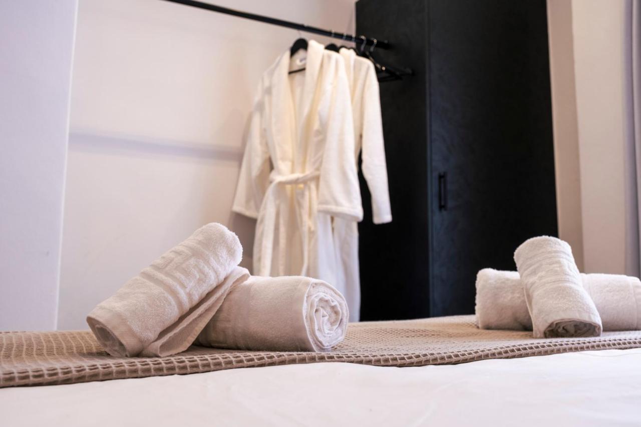 Venus Luxury Apartment Ermoupoli Ngoại thất bức ảnh
